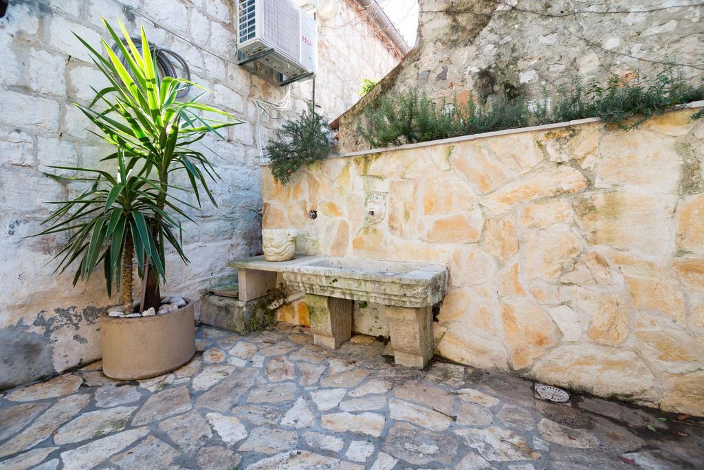 Villa Dubrovnik Old House Esterno foto